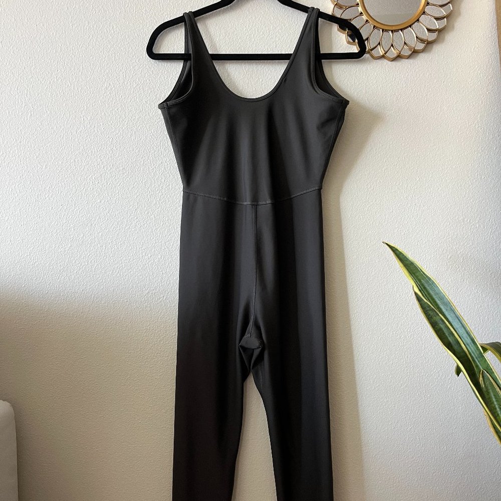Old Navy Power Sleeveless 7/8 Bodysuit SZ M Grey